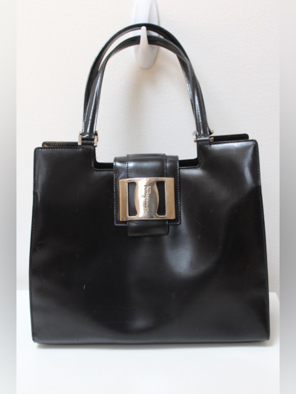 Vintage Salvatore Ferragamo Y2K style tote/shoulder bag